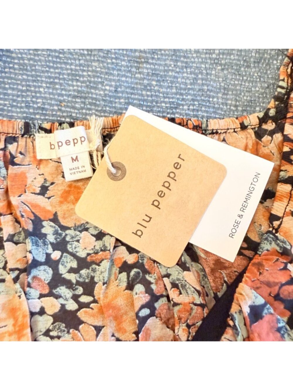 Blu Pepper Floral Peplum Blouse Size M Boho Long Sleeve Tie Front Sheer Top - Picture 10 of 16